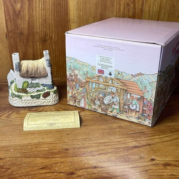 David Winter Cottages Secret Shebeen The Irish Collection 1991 - Picture 1 of 9
